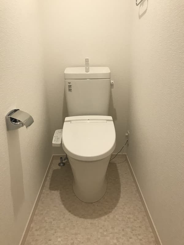 サンプレイス用賀 2階のトイレ 1