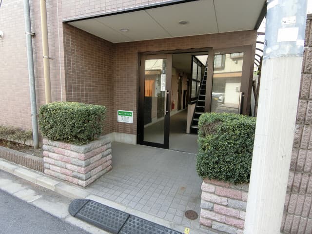 Sumiyoshiビル 2階のエントランス 1