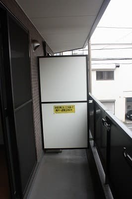 Sumiyoshiビル 2階のバルコニー 1