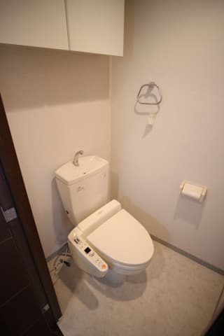 グラーサ東京イースト 10階のトイレ 1