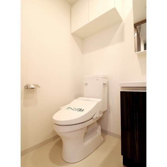 プレール・ドゥーク志村坂上Ⅱ 3階のトイレ 1