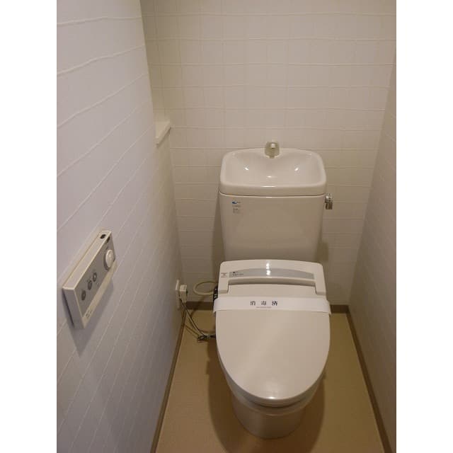 プレール・ドゥーク文京本駒込 1階のトイレ 1
