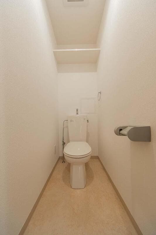 アルブル高輪 11階のトイレ 1