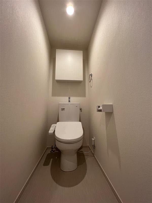 メゾネット玉川 1階のトイレ 1