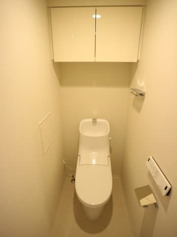 プラウドフラット門前仲町Ⅴ 6階のトイレ 1