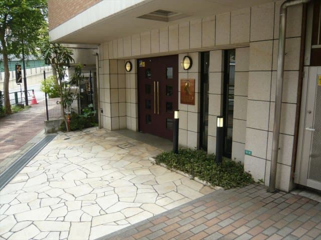レクシオシティ高円寺 2階のエントランス 4