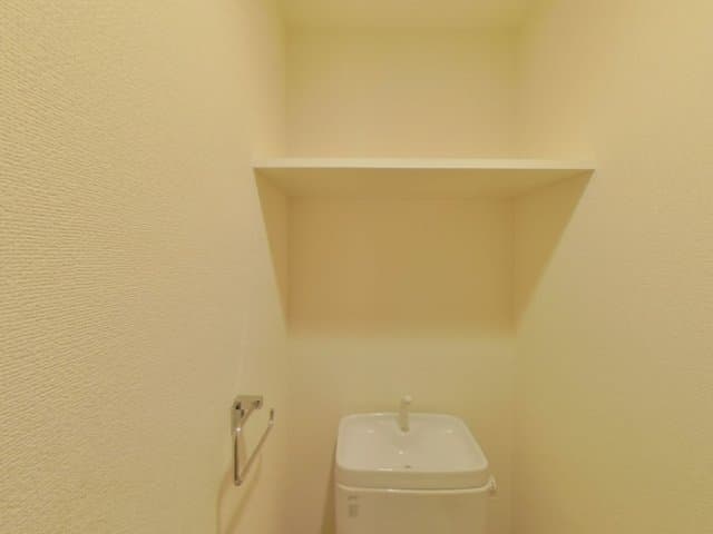 グランシャルム広尾 7階のトイレ 2