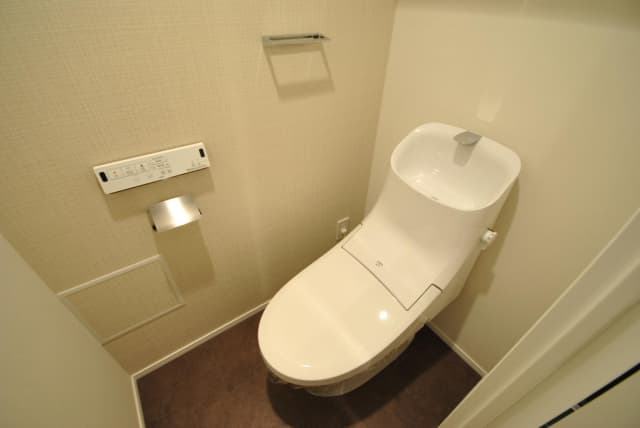 ハーモニーレジデンス品川高輪 1階のトイレ 1
