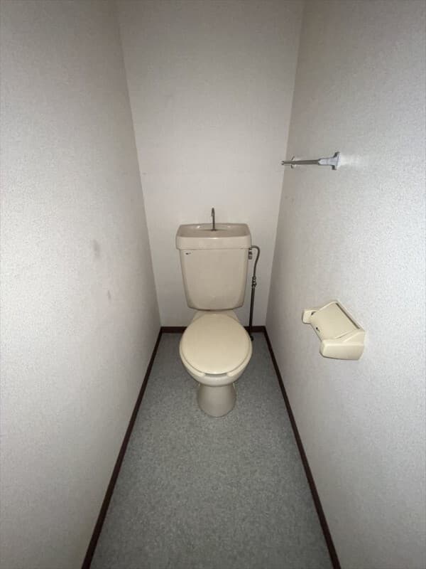 プラッセ小豆沢 5階のトイレ 1
