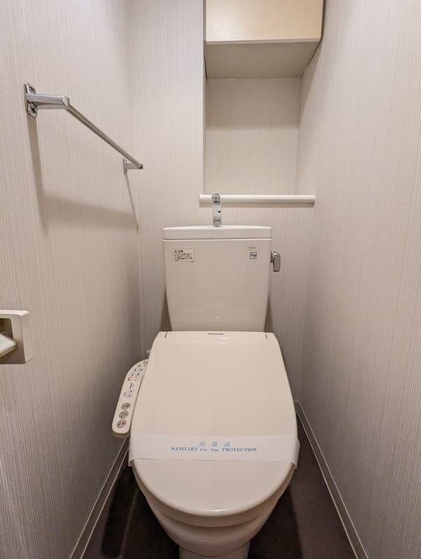カスタリア新御茶ノ水 3階のトイレ 1