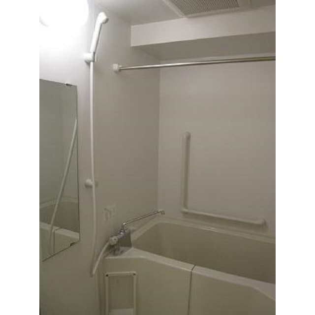 プレール・ドゥーク早稲田 4階の風呂 1