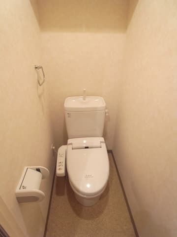 パレステュディオ神田神保町 5階のトイレ 1