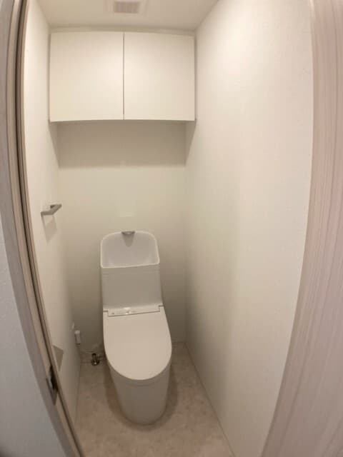 プレール・ドゥーク新宿Ｗｅｓｔ 3階のトイレ 1