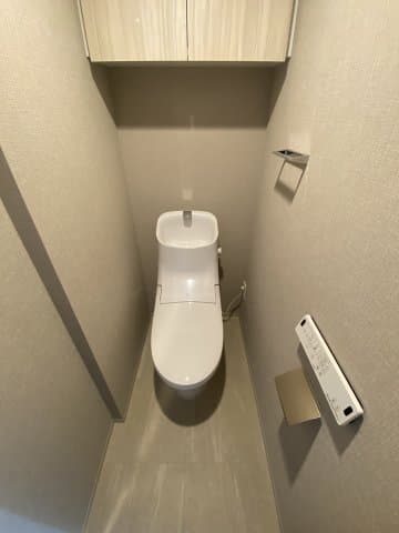 プラウドフラット月島アベニュー 8階のトイレ 1