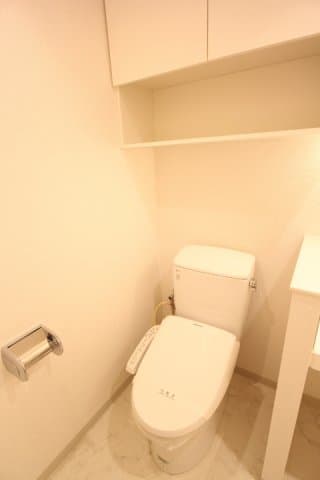 プライムアーバン池袋 5階のトイレ 1