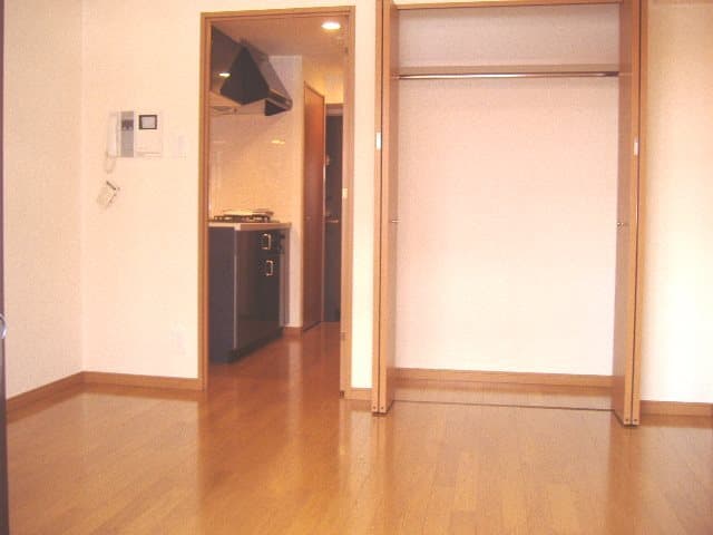 トーシンフェニックス赤坂 6階の寝室 1