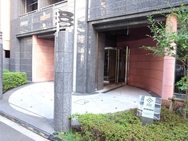 パレステュディオ新宿御苑駅前 12階のエントランス 1