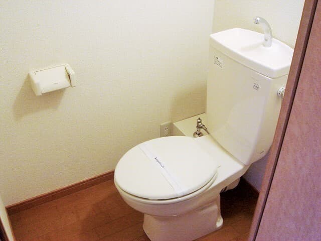 レオパレス瑞江Ⅱ 1階のトイレ 1