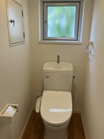 タカノハマンション 4階のトイレ 1