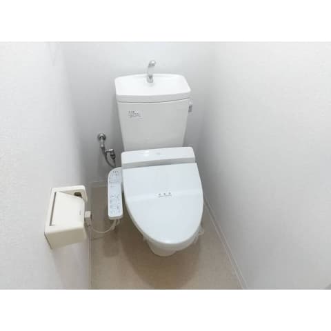 第2成城島田マンション 3階のトイレ 1