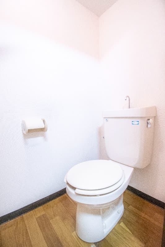 メゾン荻窪 2階のトイレ 1