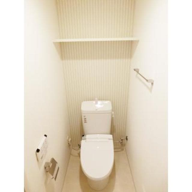 ＡＭＡＲＥ北上野 2階のトイレ 1