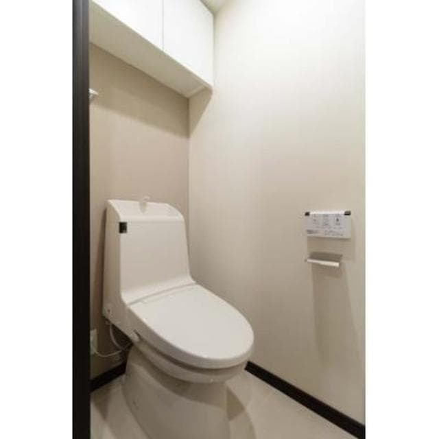 グランパレス東京八重洲アベニュー 3階のトイレ 1