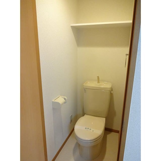 プレール・ドゥーク日暮里 10階のトイレ 1