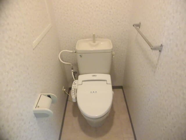 コスモリード幡ヶ谷 10階のトイレ 1
