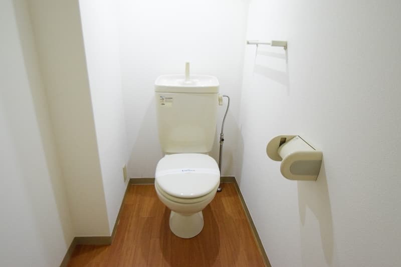 レオパレス宇田川町マンション 2階のトイレ 1
