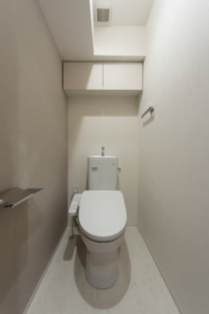 ファレール笹塚II 4階のトイレ 1