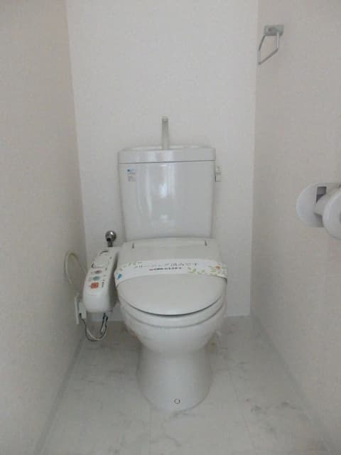 ゼファー四つ木ザナドゥ２１ 6階のトイレ 1