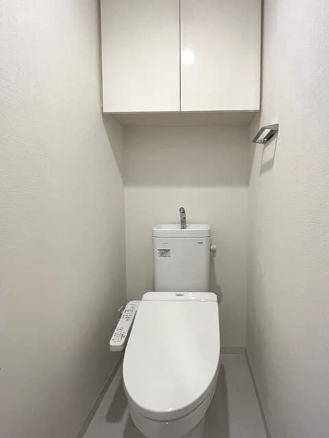 パークアクシス錦糸町スタイルズ 4階のトイレ 1