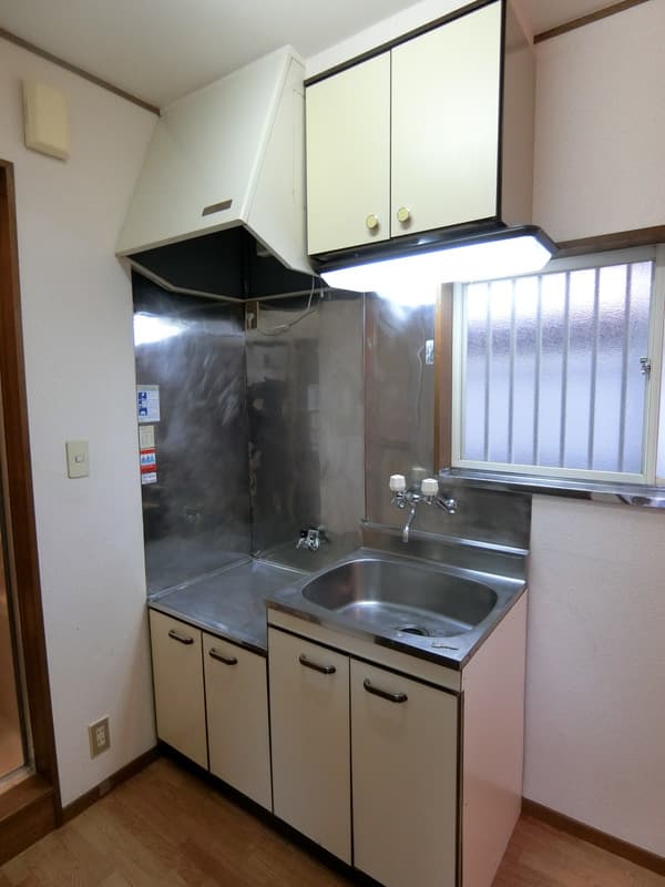 新田宝コーポ 2階のキッチン 1