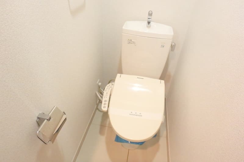クロスレジデンス蒲田 5階のトイレ 1
