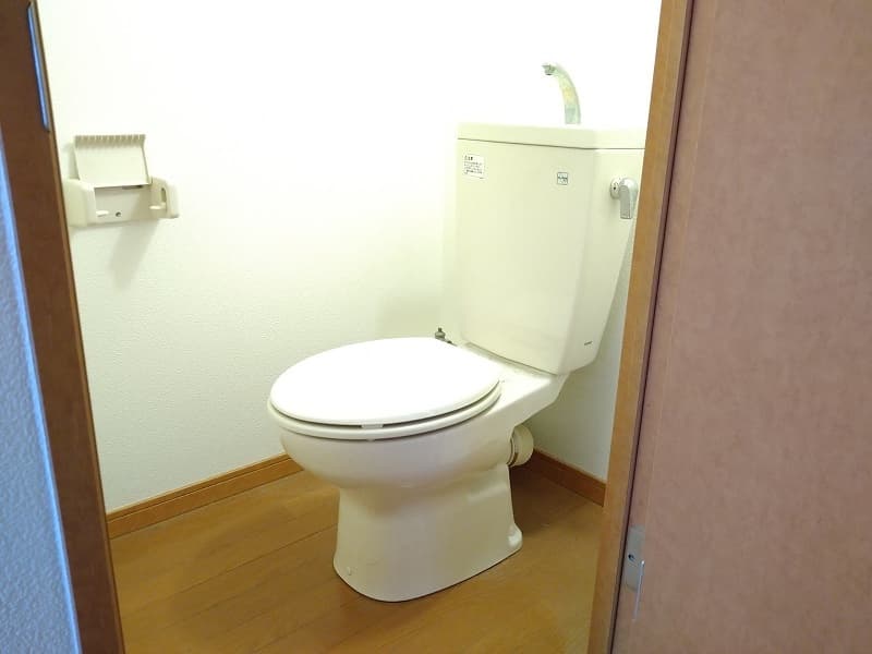 レオパレスクレスト笹塚 1階のトイレ 1