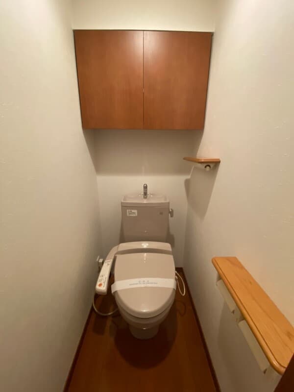 ルーブル椎名町 3階のトイレ 1