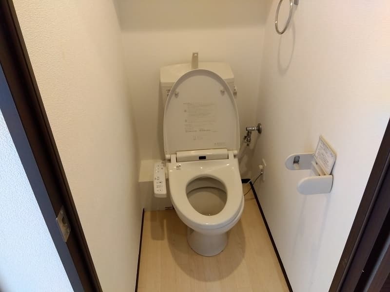 クレイノｋｅｙａｋｉ 2階のトイレ 1