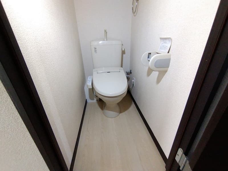 レオネクスト赤堤グランデ 3階のトイレ 1