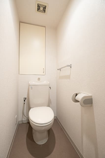 クラッサ成城 1階のトイレ 1