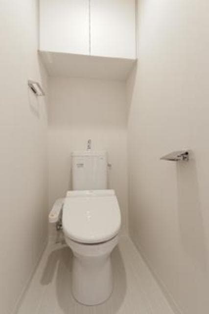 ボワエトワール立石 4階のトイレ 1