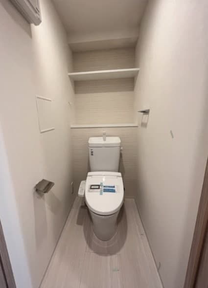 Adachi Liner Toneri Residence 4階のトイレ 1