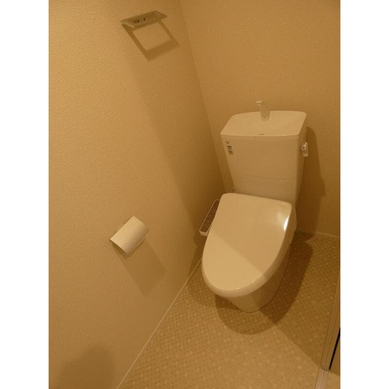 ビューノ高砂 1階のトイレ 1