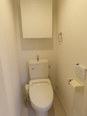 リブリ・グランディール西新井Ⅱ 110のトイレ 1
