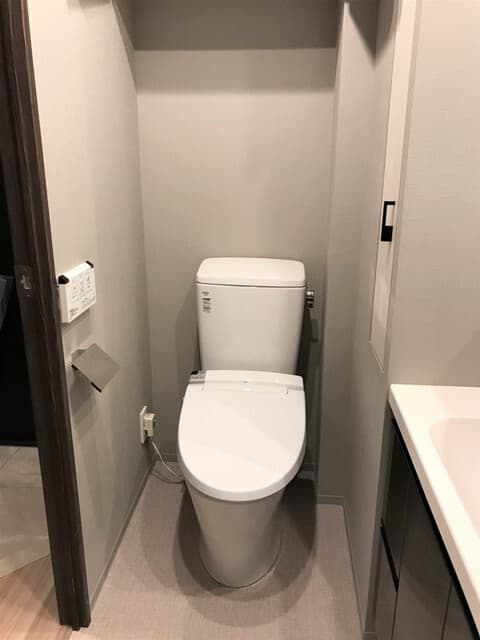 ルフォンプログレ文京湯島 13階のトイレ 1
