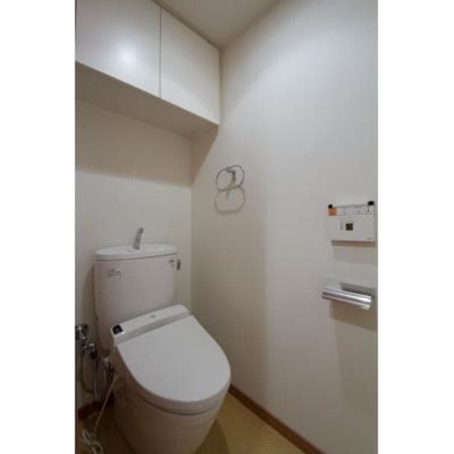 アゼリアテラス新宿 318のトイレ 1