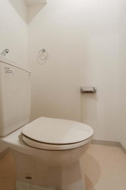 アルブル高輪 404のトイレ 1