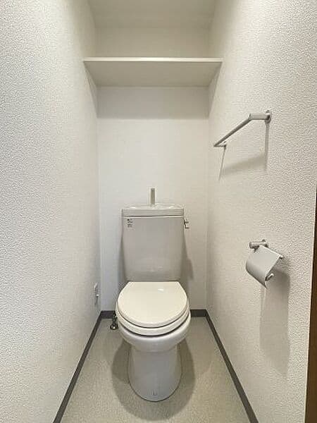 スカイコート大森第5 7階のトイレ 1