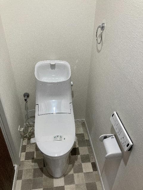 コスモS 301のトイレ 1