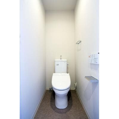 メルクマール京王笹塚レジデンス １８１３のトイレ 1